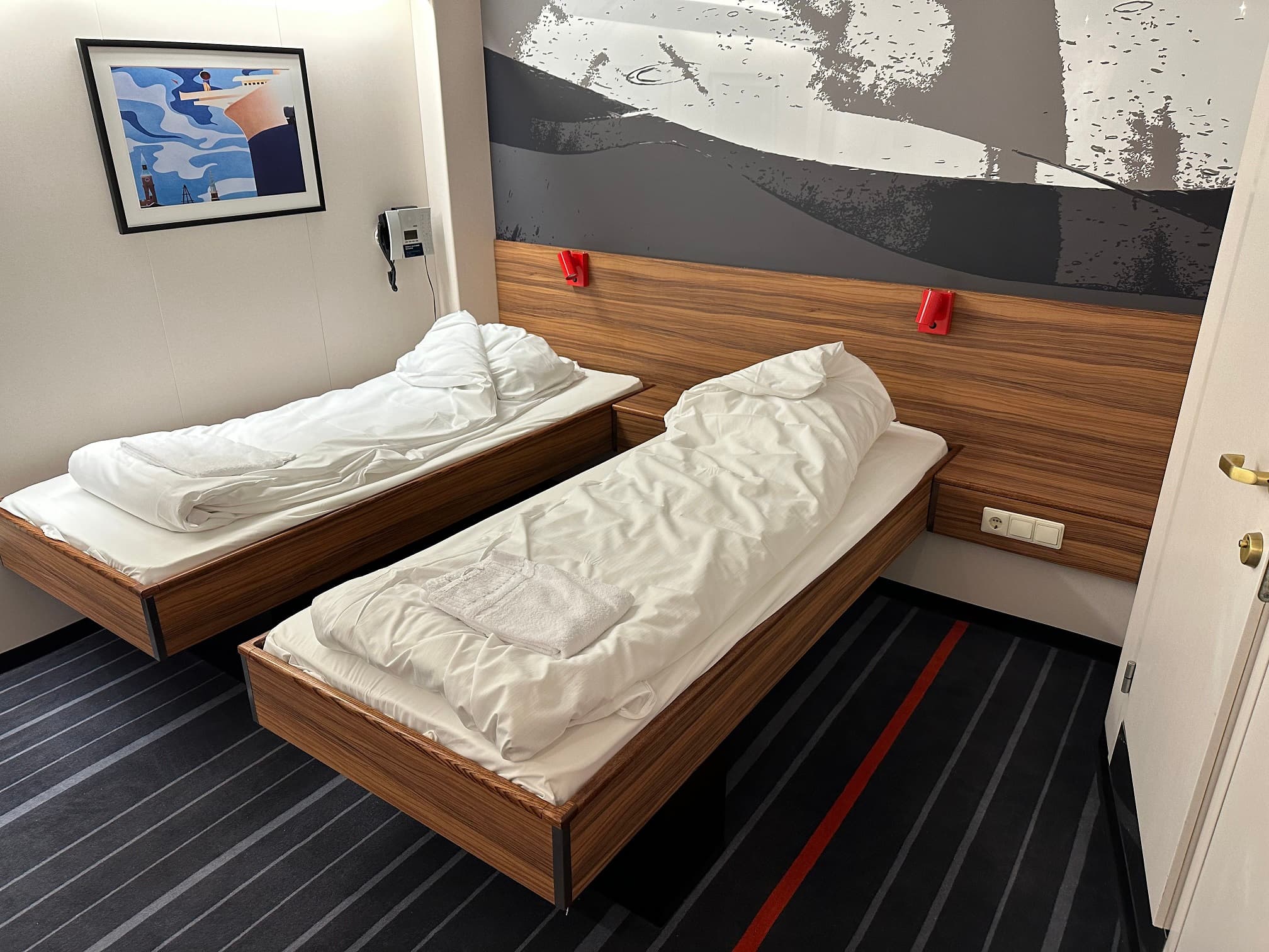 DFDS Crown Seaways