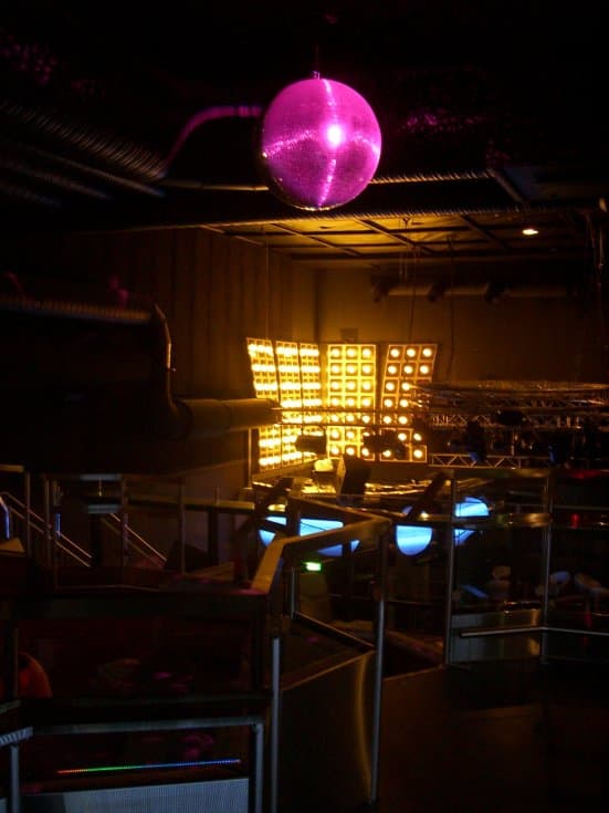 Bar Kino & Nuke